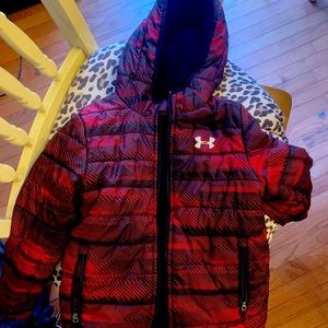 Boys UA puffer coat size 6 used.